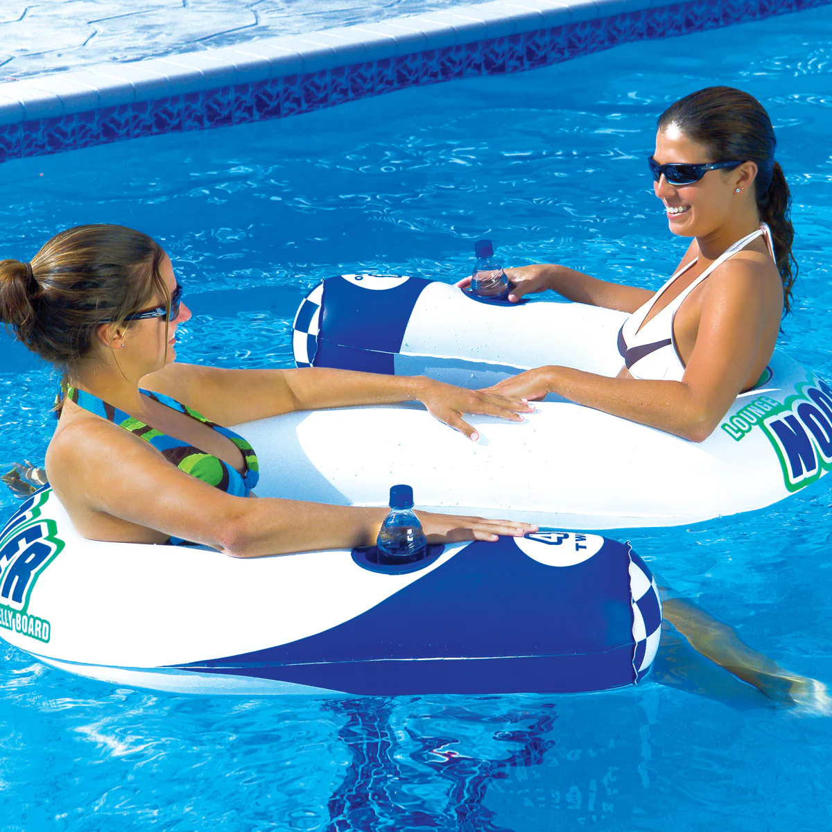 Noodler 2 | Inflatable Pool Noodle Chair & Float - Image 4
